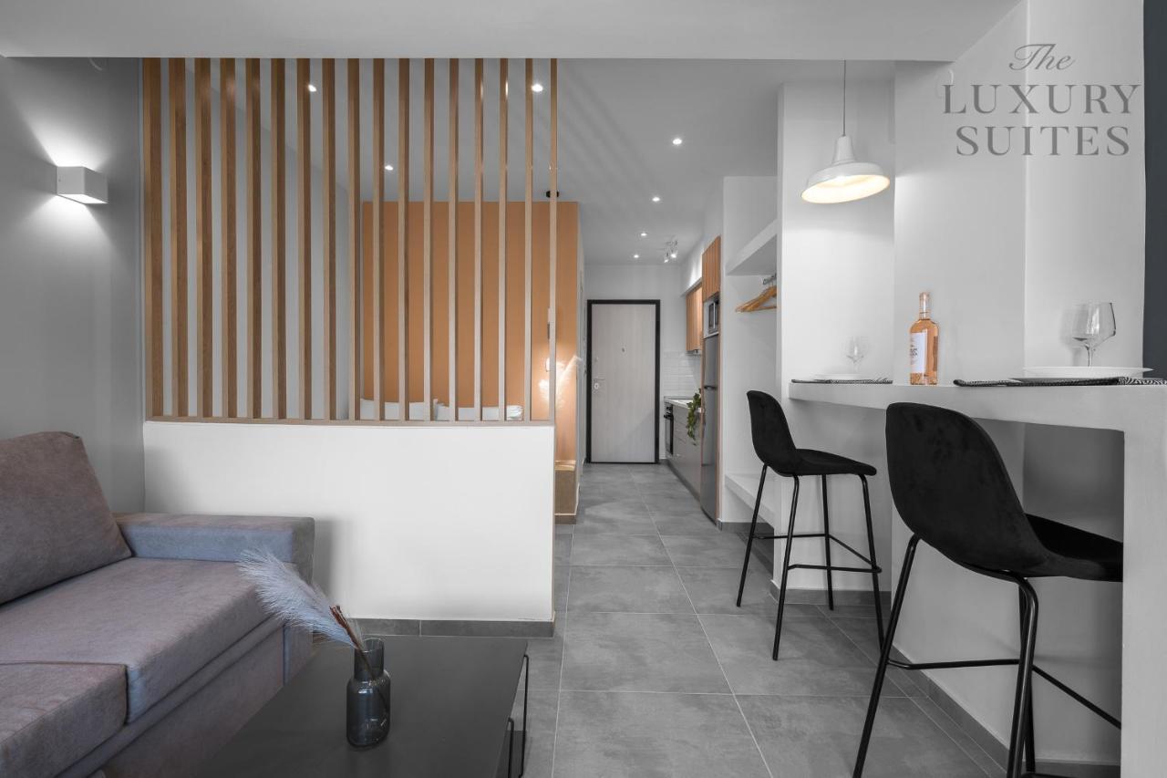 Horizon Apartments, The Luxury Suites เทสซาโลนิกิ ภายนอก รูปภาพ