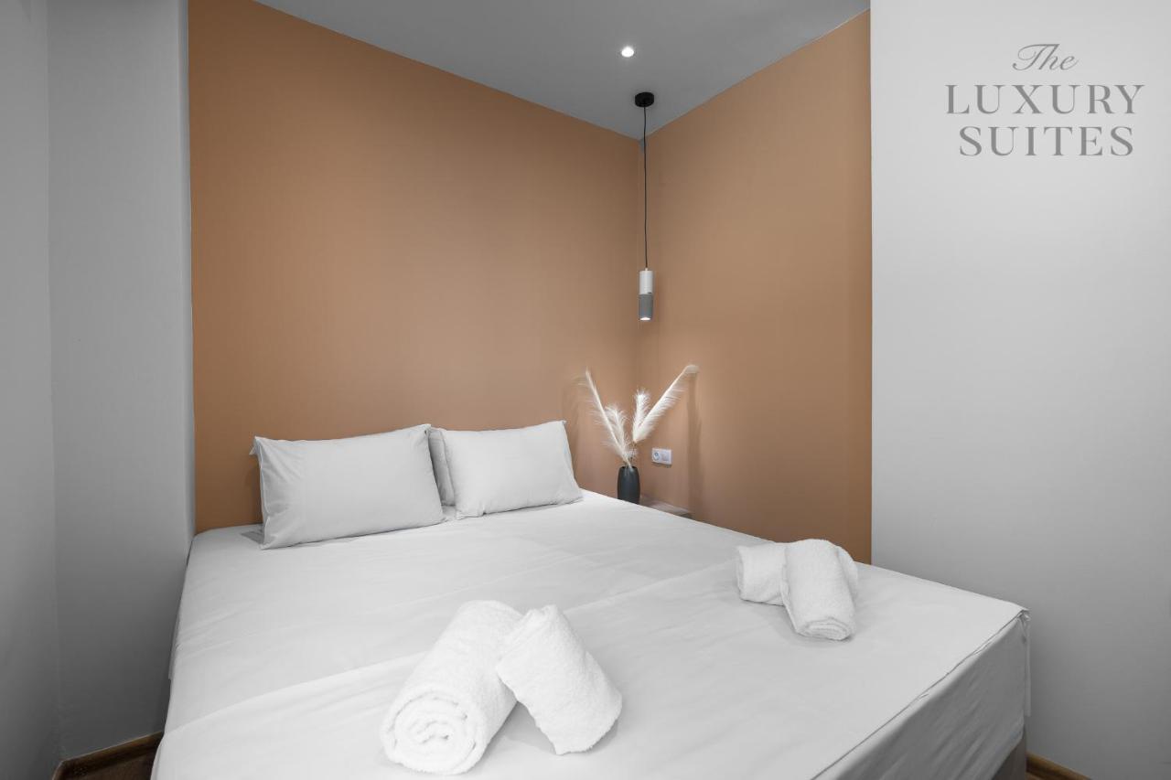Horizon Apartments, The Luxury Suites เทสซาโลนิกิ ภายนอก รูปภาพ