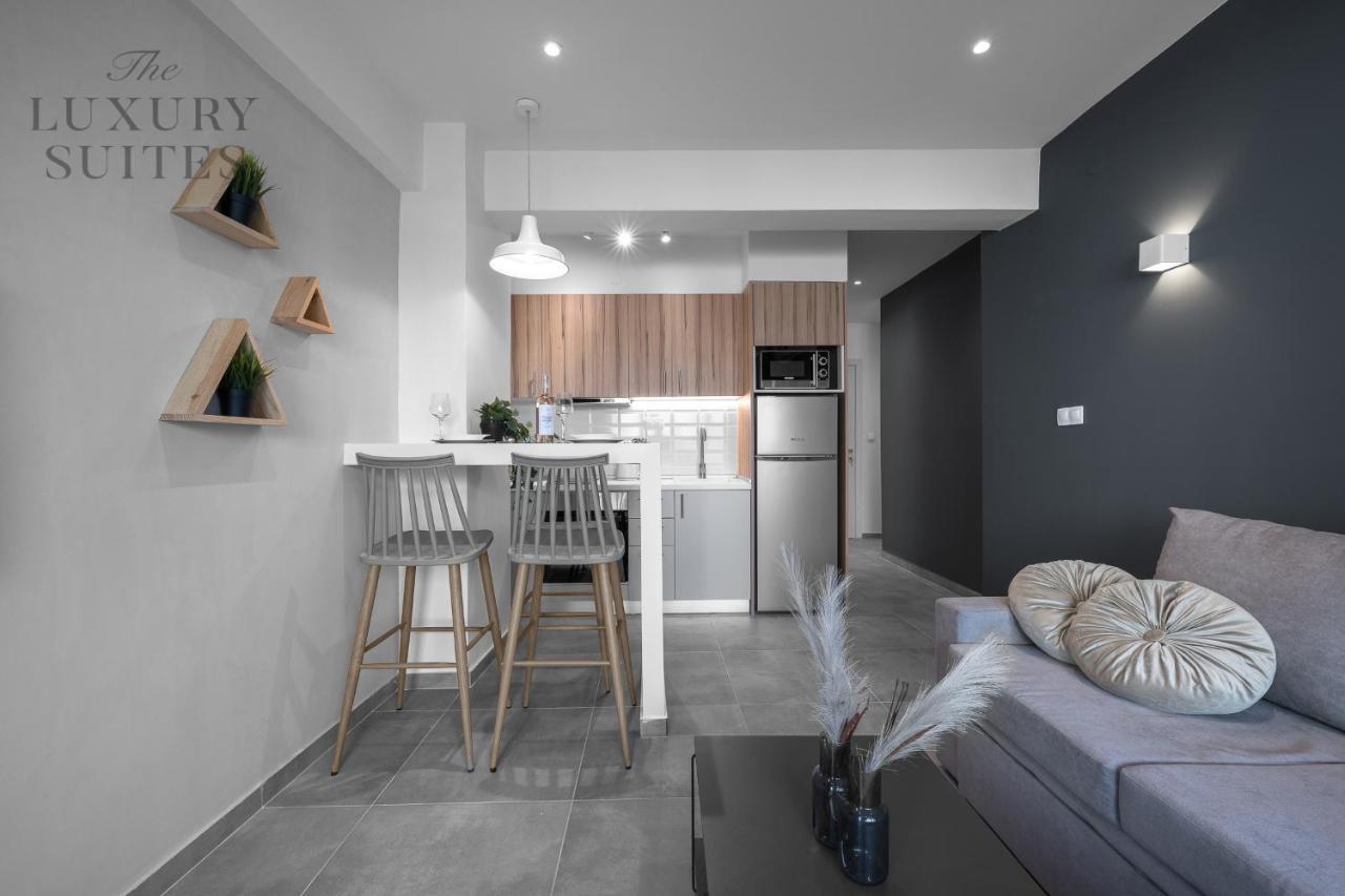 Horizon Apartments, The Luxury Suites เทสซาโลนิกิ ภายนอก รูปภาพ