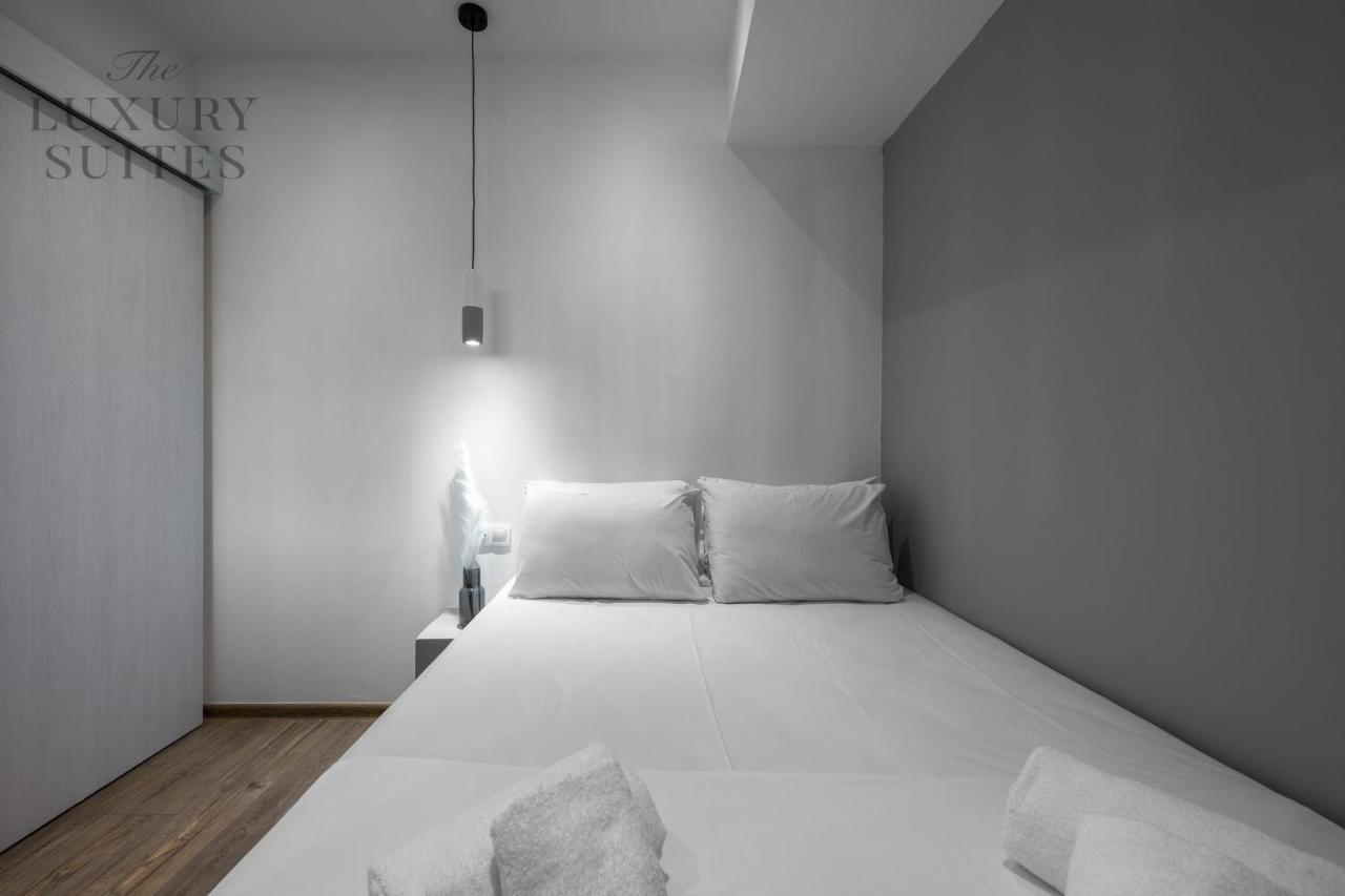 Horizon Apartments, The Luxury Suites เทสซาโลนิกิ ภายนอก รูปภาพ